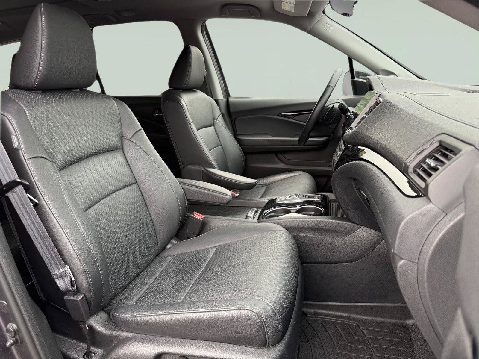 Used 2021 Honda Pilot Elite image 24