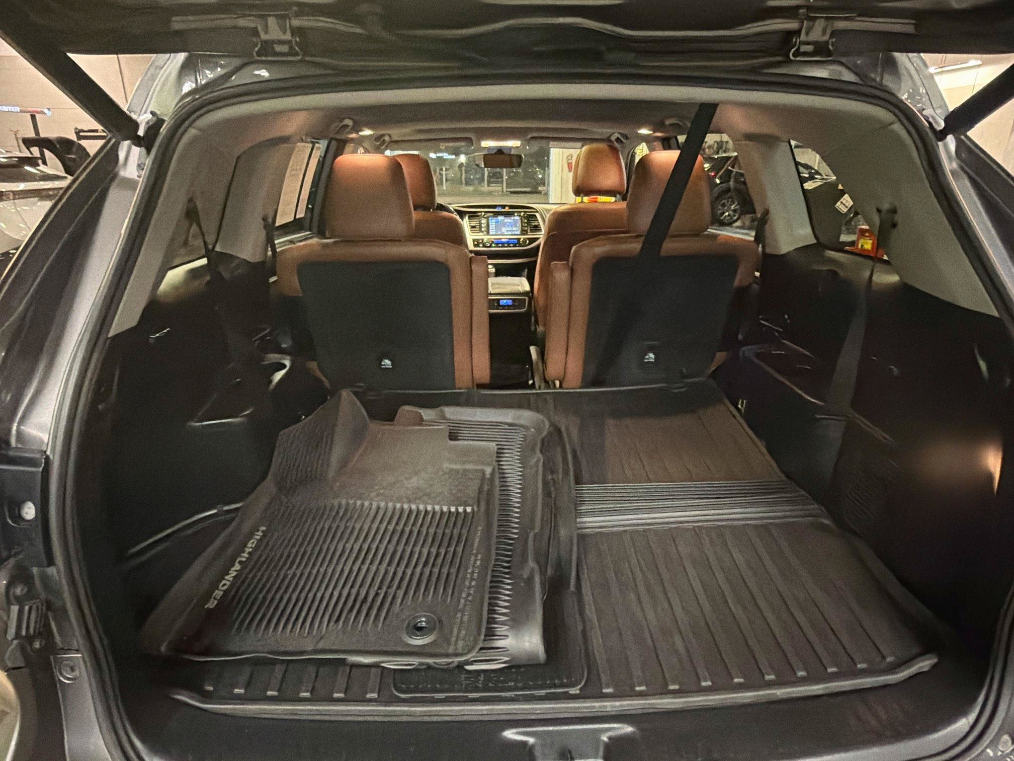 Used 2019 Toyota Highlander Limited AWD/4WD image 31