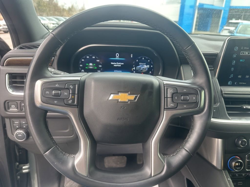 Used 2023 Chevrolet Suburban Premier image 14