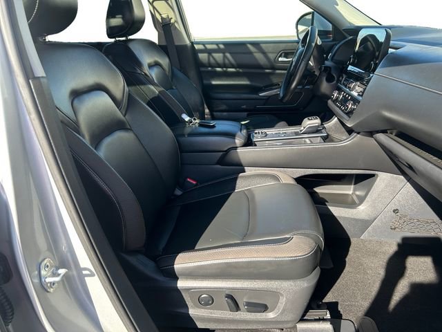 Used 2023 Nissan Pathfinder SL w/ SL Premium Package image 17