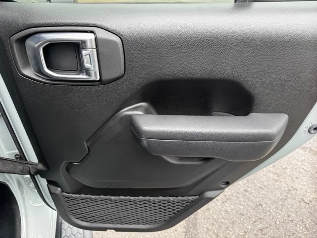 Used 2024 Jeep Wrangler Unlimited Sport AWD/4WD image 15