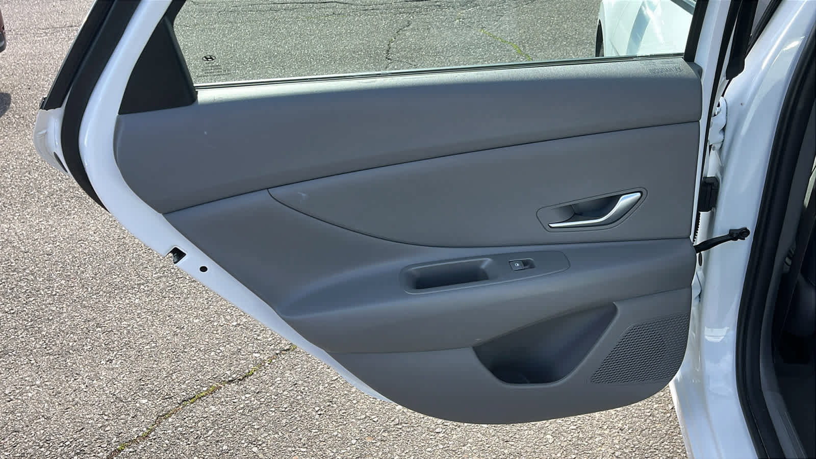 Used 2023 Hyundai Elantra SEL FWD image 19