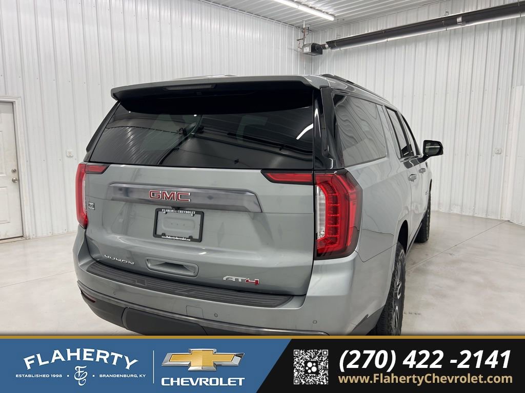 Used 2024 GMC Yukon XL AT4 w/ Technology Package image 3