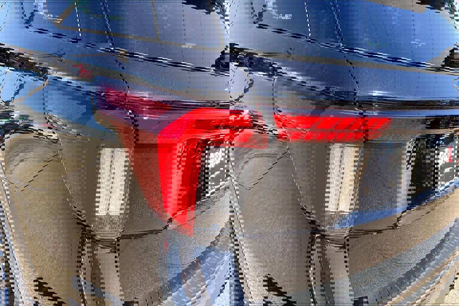 New 2026 Ford Explorer ST-Line w/ ST-Line Street Pack image 14