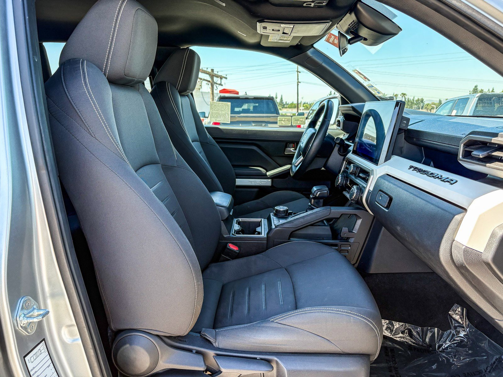 Certified 2024 Toyota Tacoma TRD Off-Road image 16