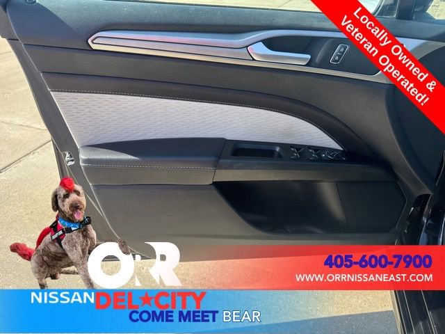 Used 2019 Ford Fusion SE w/ Equipment Group 151A FWD image 13