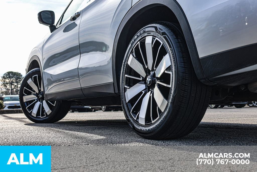 Used 2025 Mitsubishi Outlander SE image 17