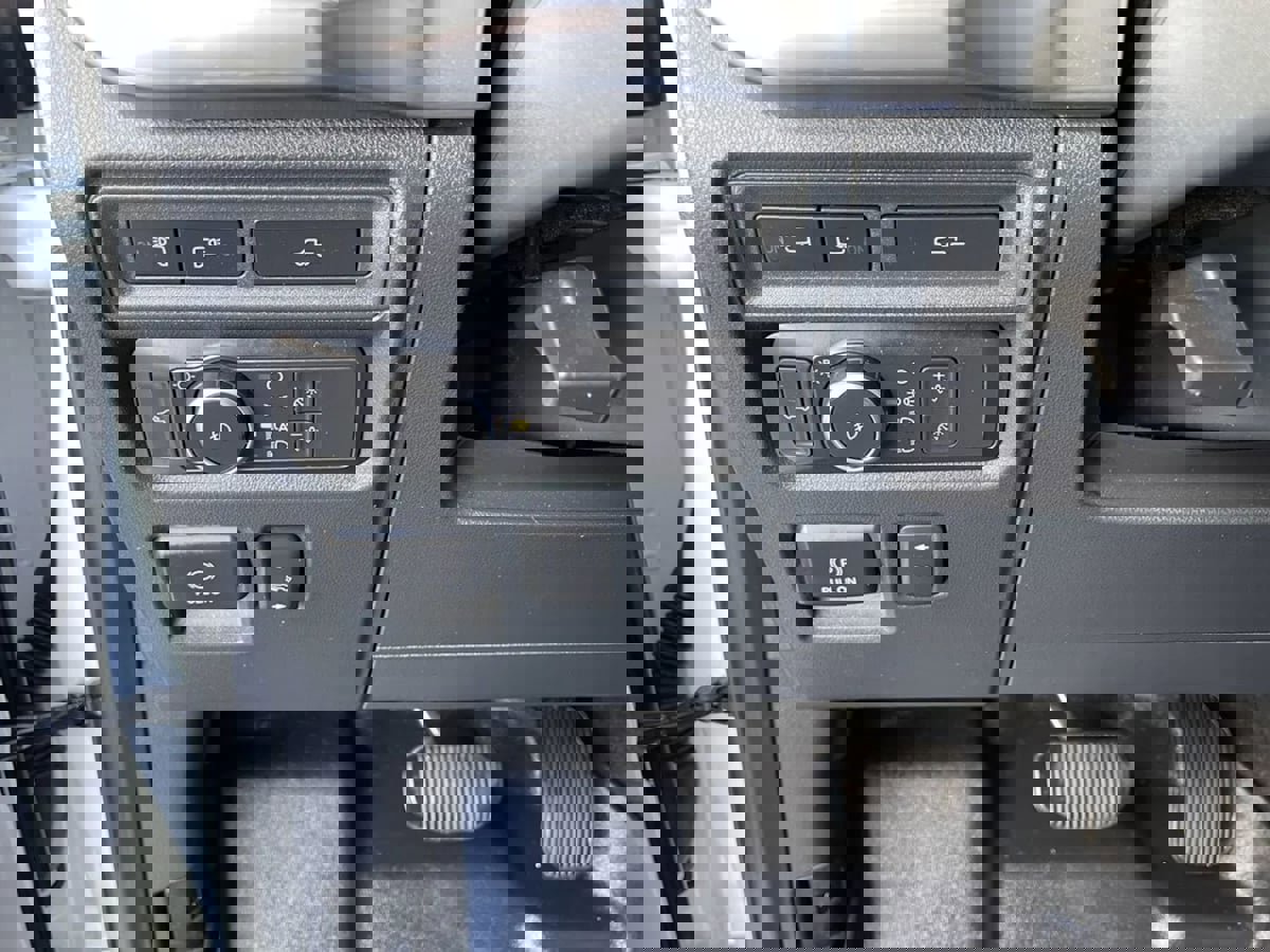 Used 2022 Ford F150 Lariat AWD/4WD image 29