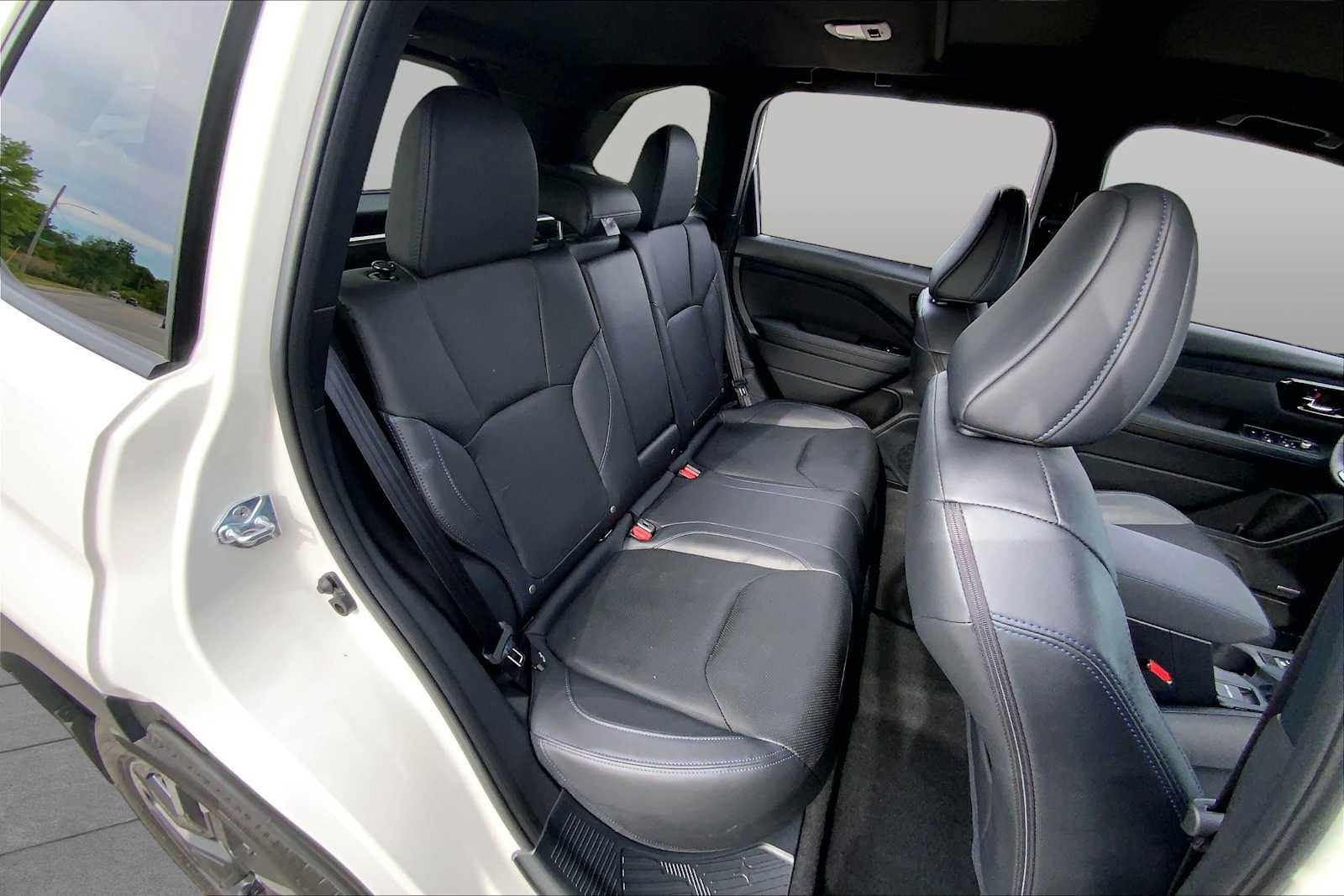 Certified 2025 Subaru Forester Limited AWD/4WD image 20