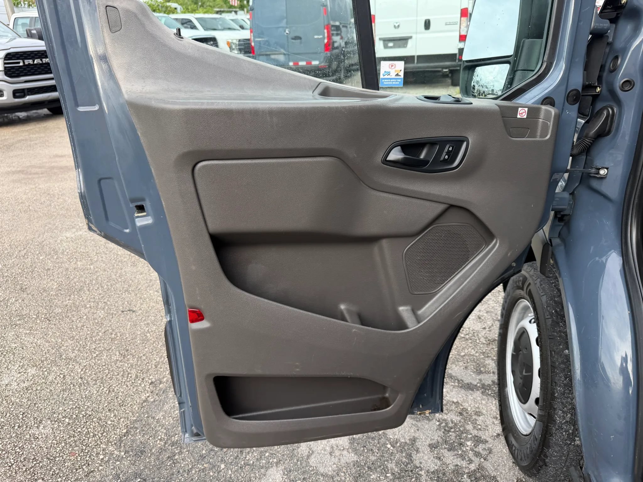 Used 2020 Ford Transit 250 148 High Roof Extended RWD image 11