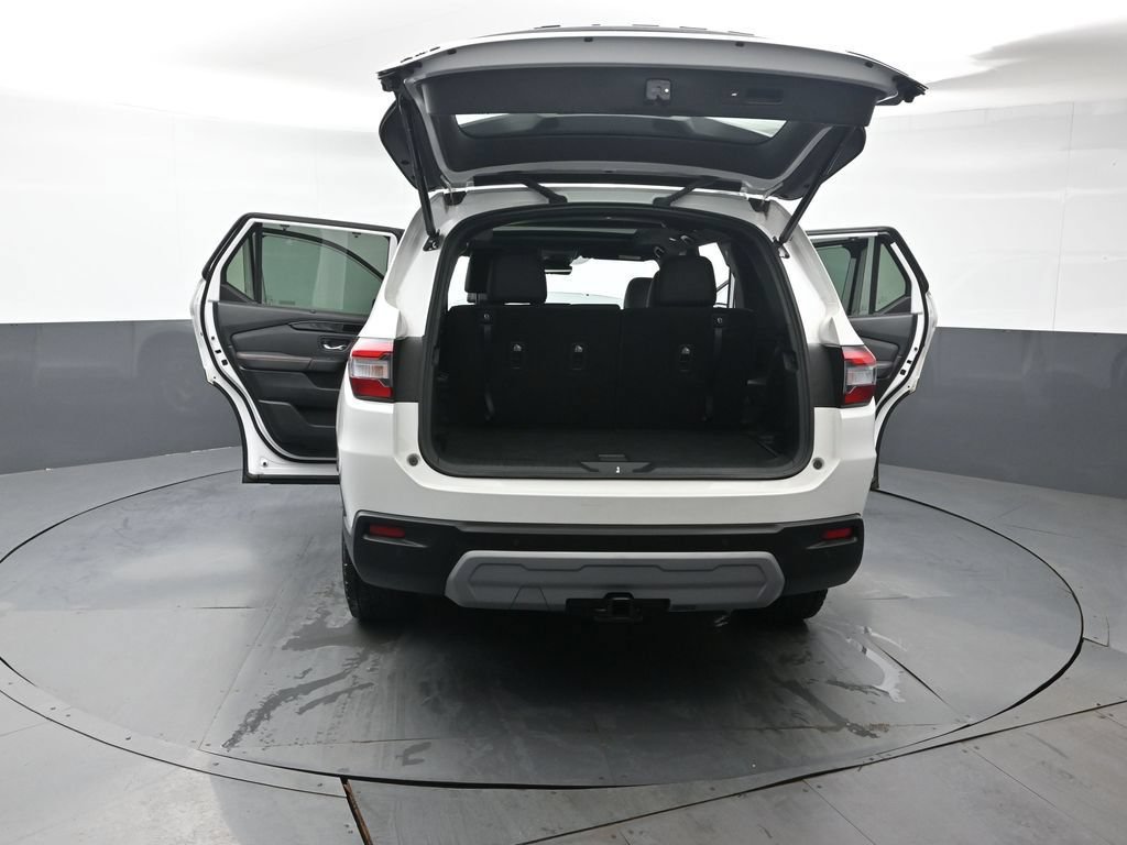 Certified 2024 Honda Pilot TrailSport image 50