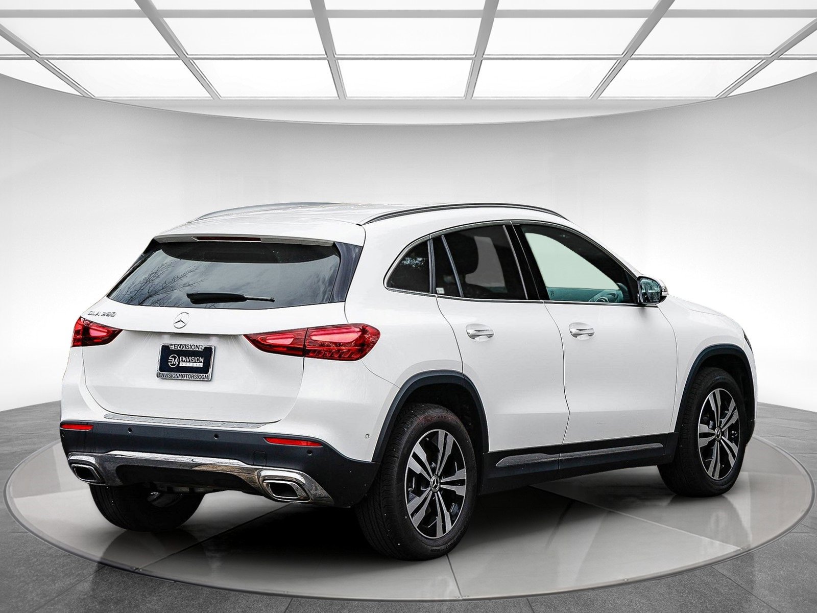 Certified 2025 Mercedes-Benz GLA 250 image 4