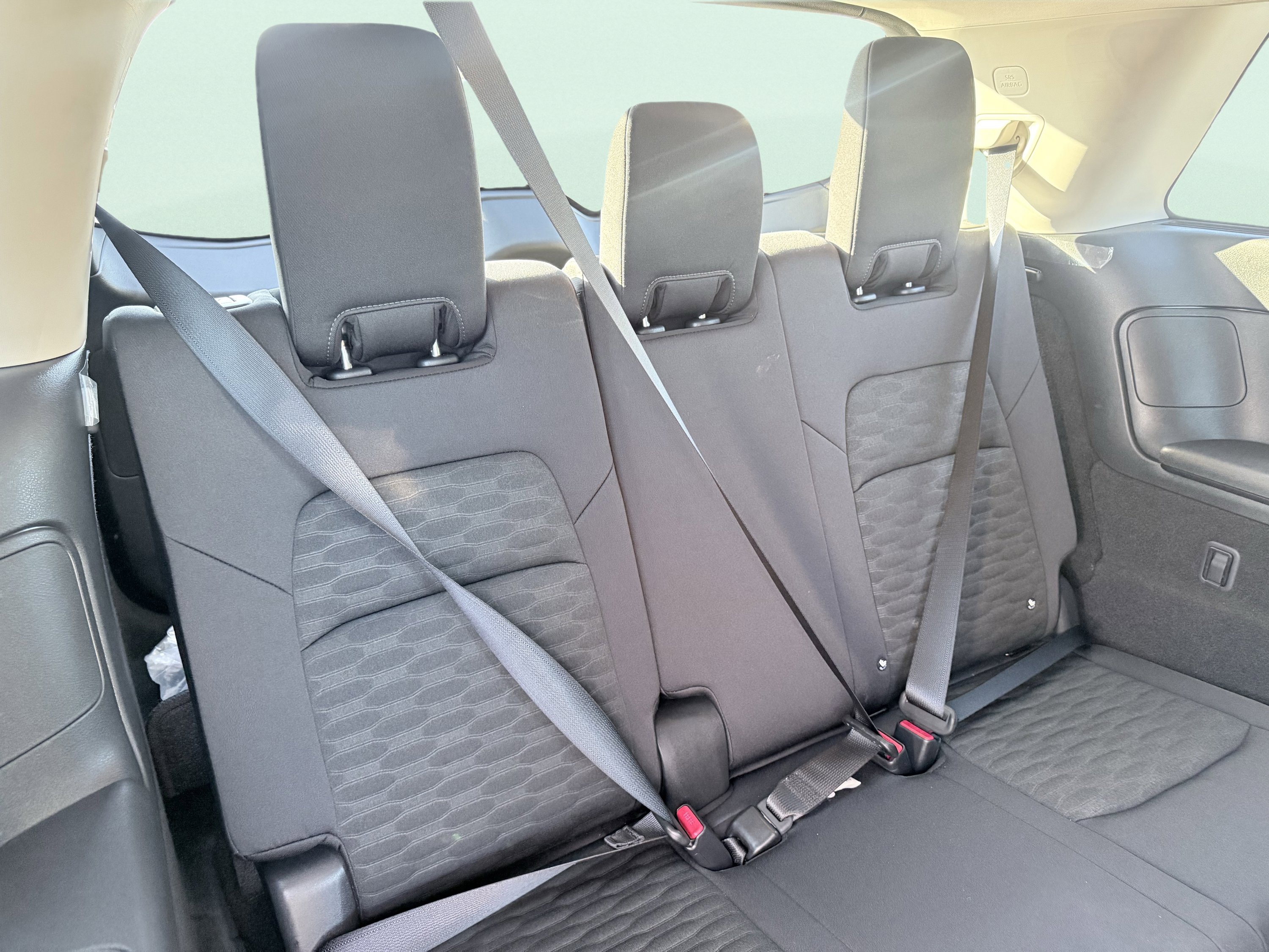 Used 2025 Nissan Pathfinder S image 42