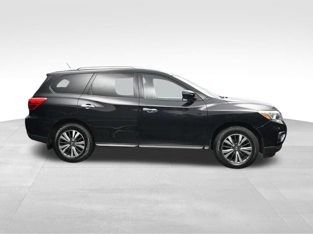 Used 2017 Nissan Pathfinder S AWD/4WD image 6