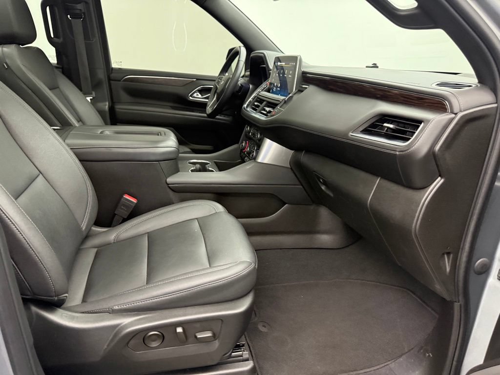 Used 2023 Chevrolet Tahoe Z71 w/ Z71 Off-Road Package AWD/4WD image 41