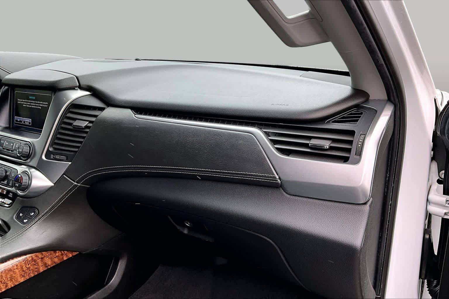 Used 2020 Chevrolet Tahoe Premier RWD image 18
