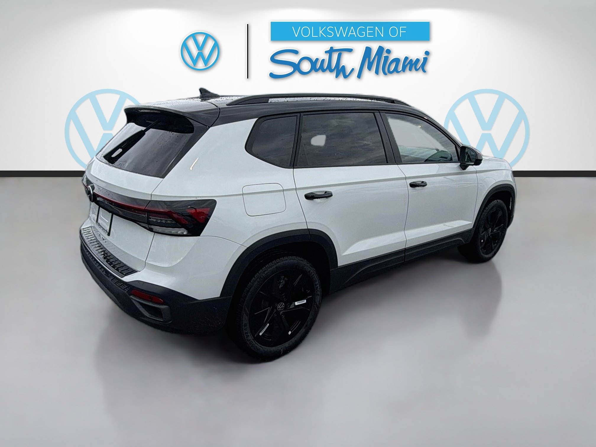 New 2026 Volkswagen Taos SE FWD image 7