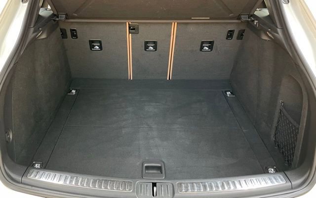 Used 2022 Porsche Macan Base image 17