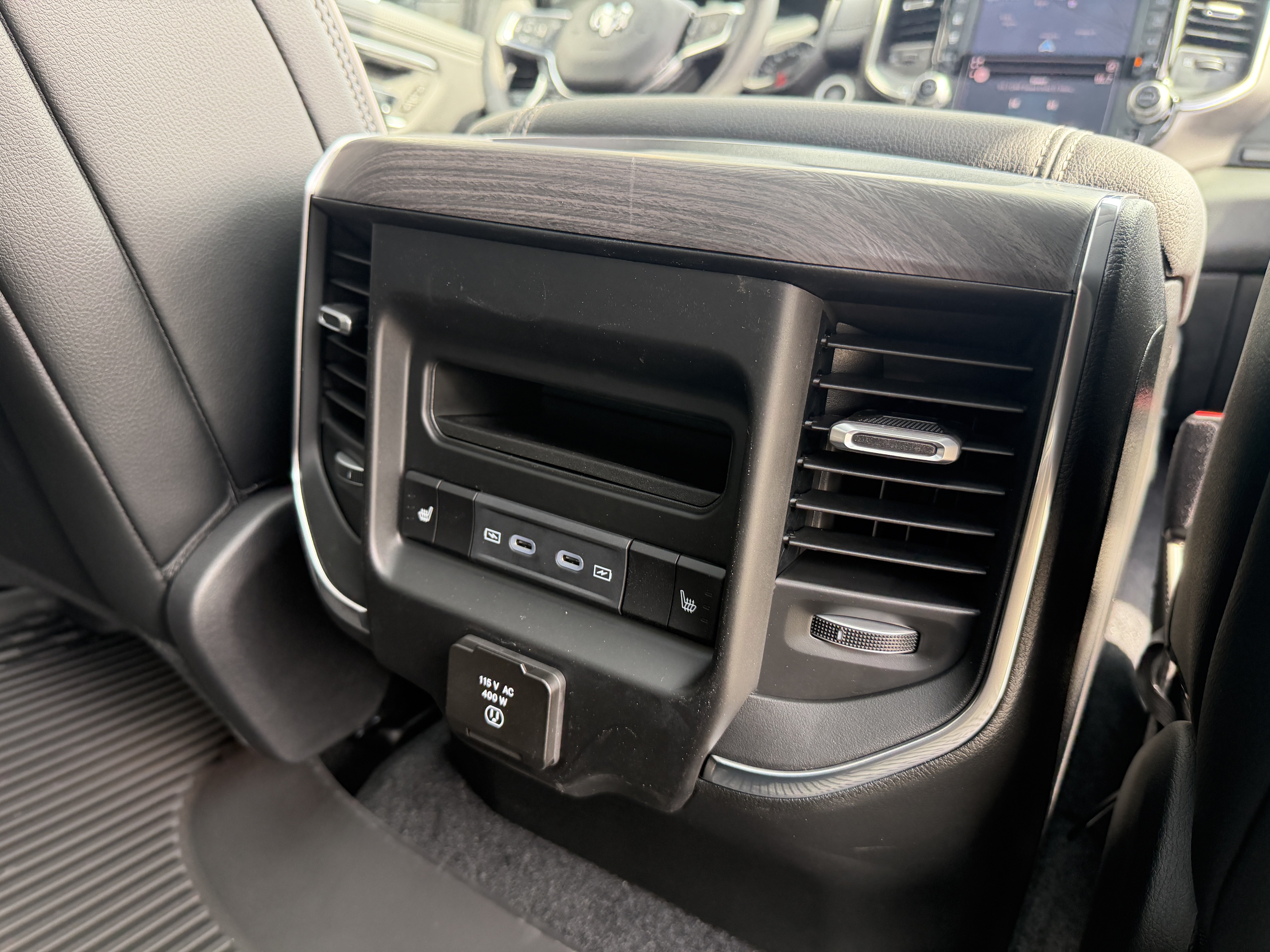 New 2026 RAM 1500 Laramie w/ Sport Appearance Package AWD/4WD image 28