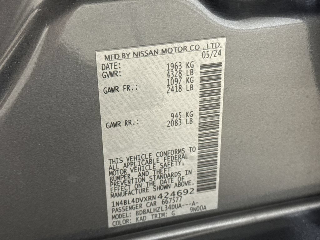 Used 2024 Nissan Altima 2.5 SV FWD image 27