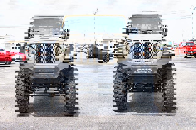 Used 2020 Jeep Gladiator Sport w/ Quick Order Package 24S image 8