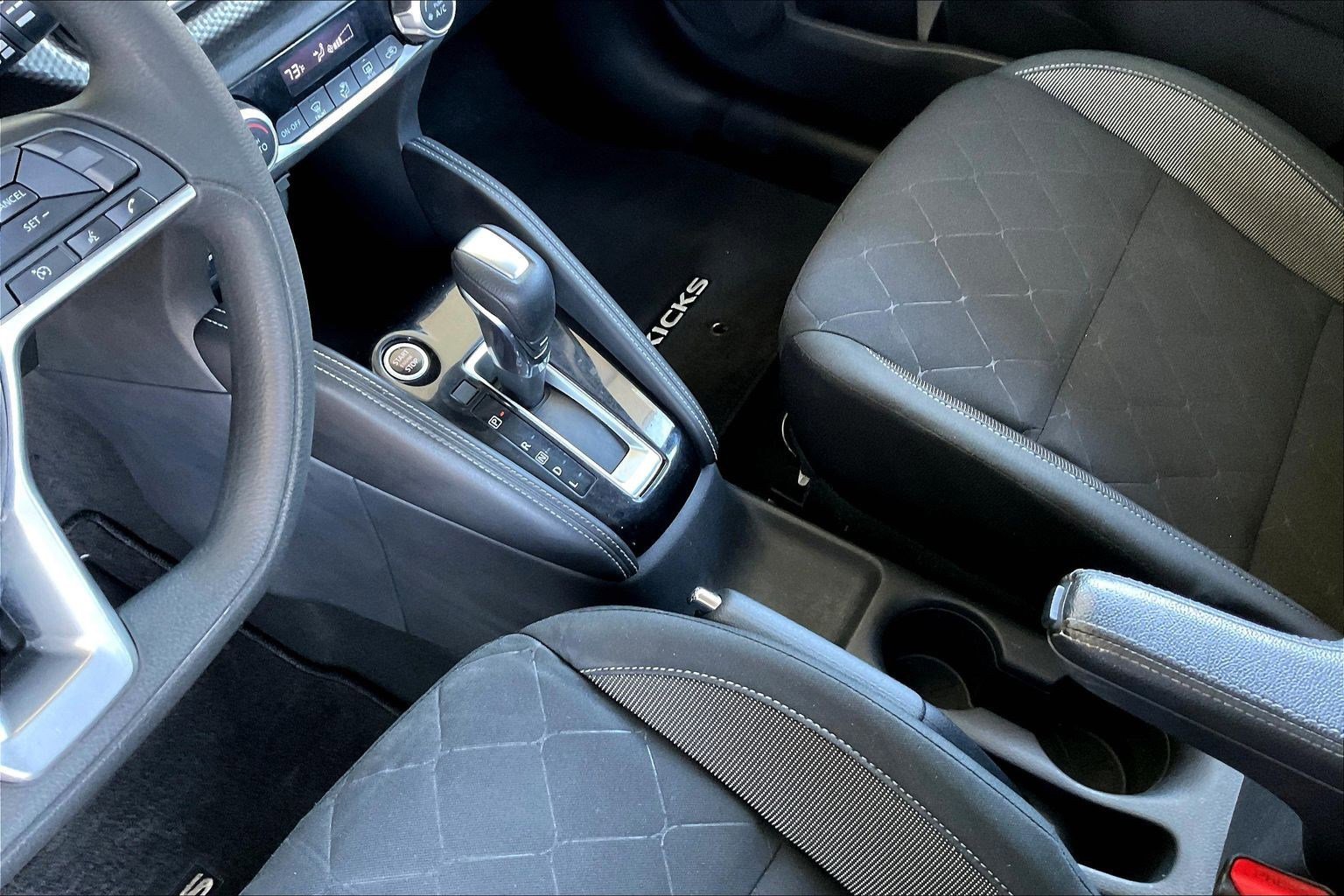 Used 2020 Nissan Kicks SV image 17