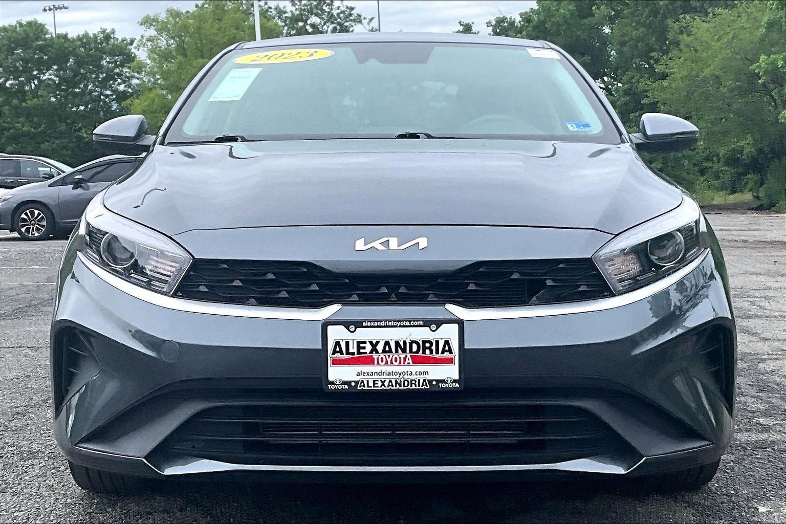 Used 2023 Kia Forte LXS w/ LXS Technology Package FWD image 3