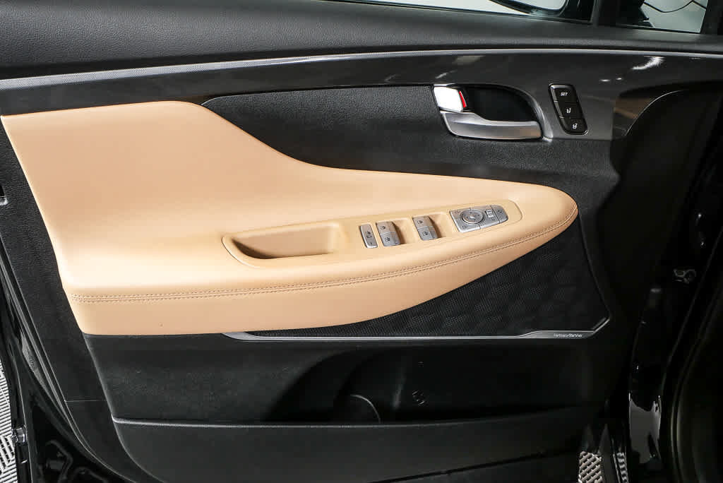 Used 2023 Hyundai Santa Fe Calligraphy w/ Cargo Package image 6