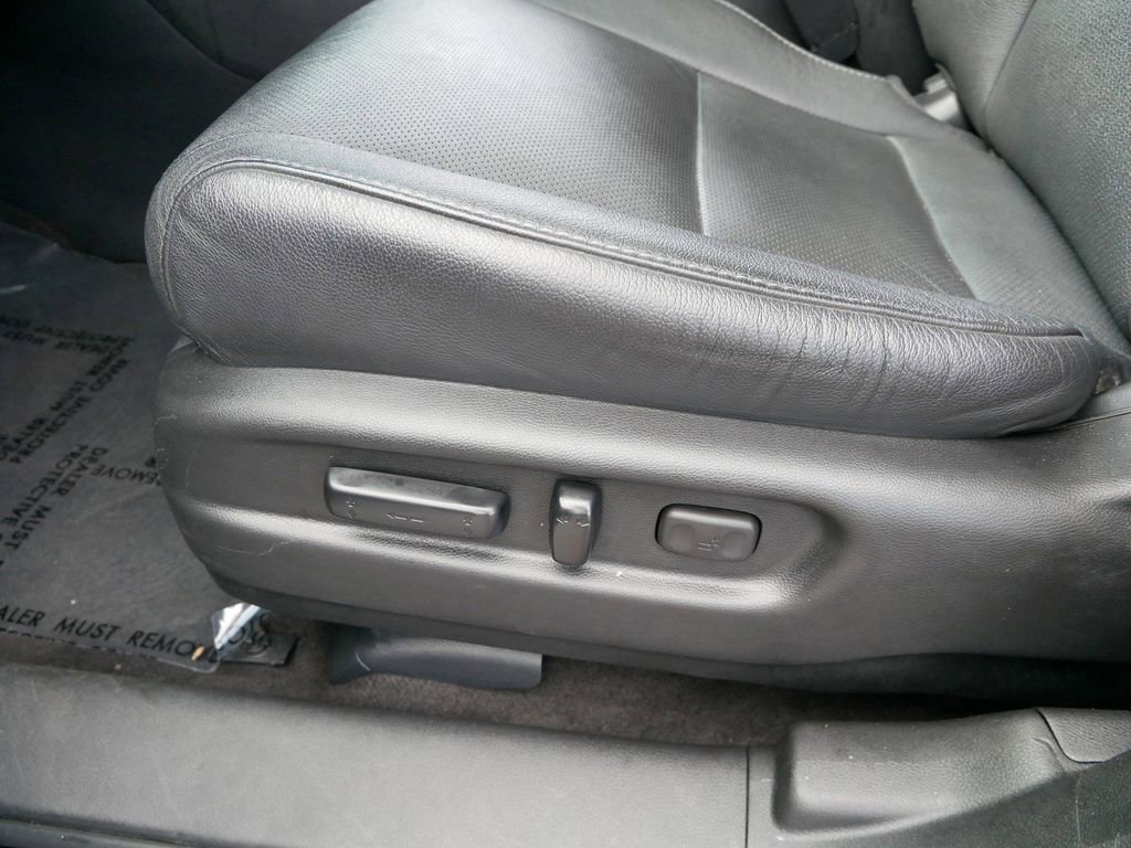 Used 2024 Honda Passport EX-L image 8