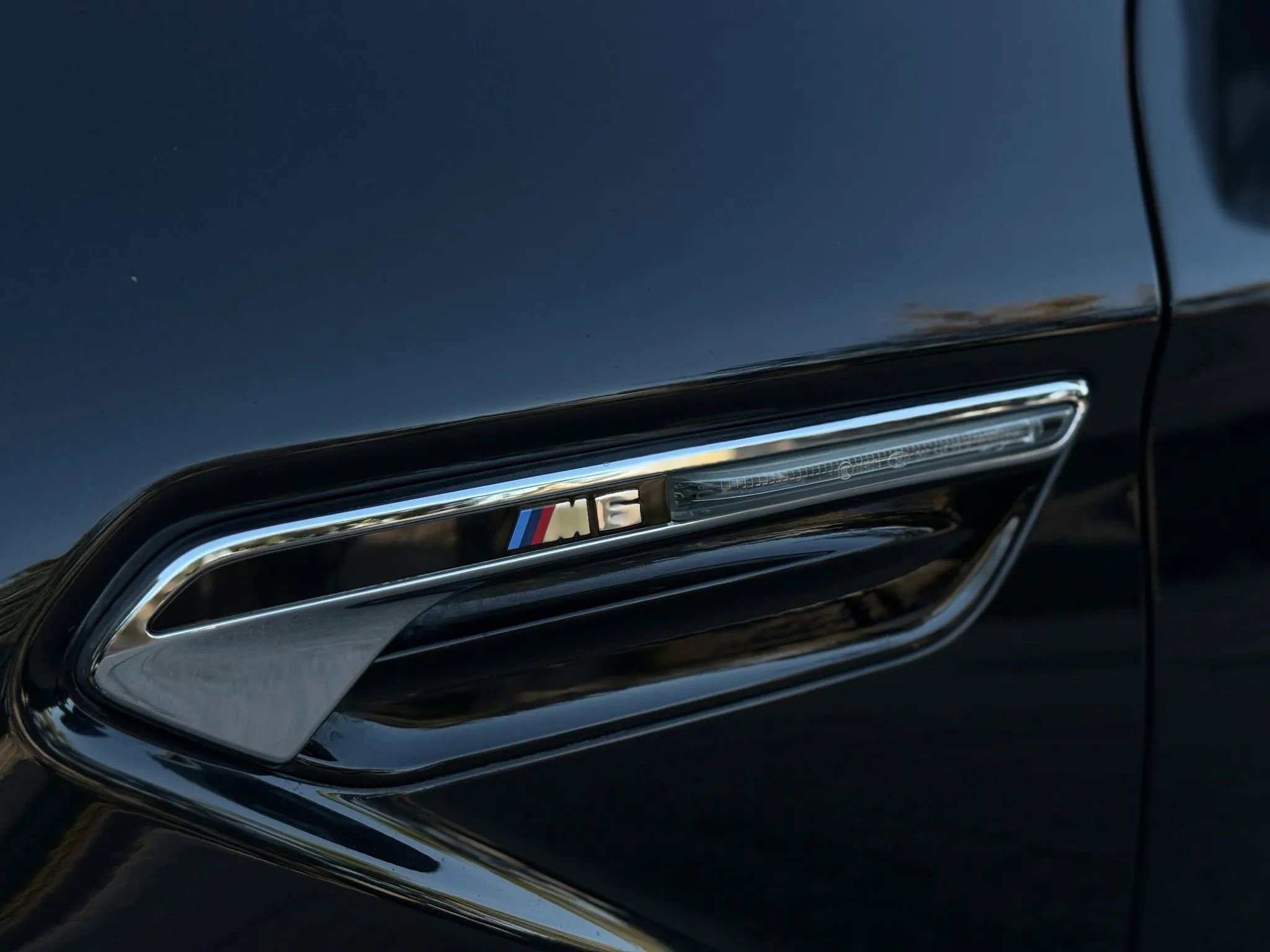 Used 2013 BMW M6 Coupe 2D image 15