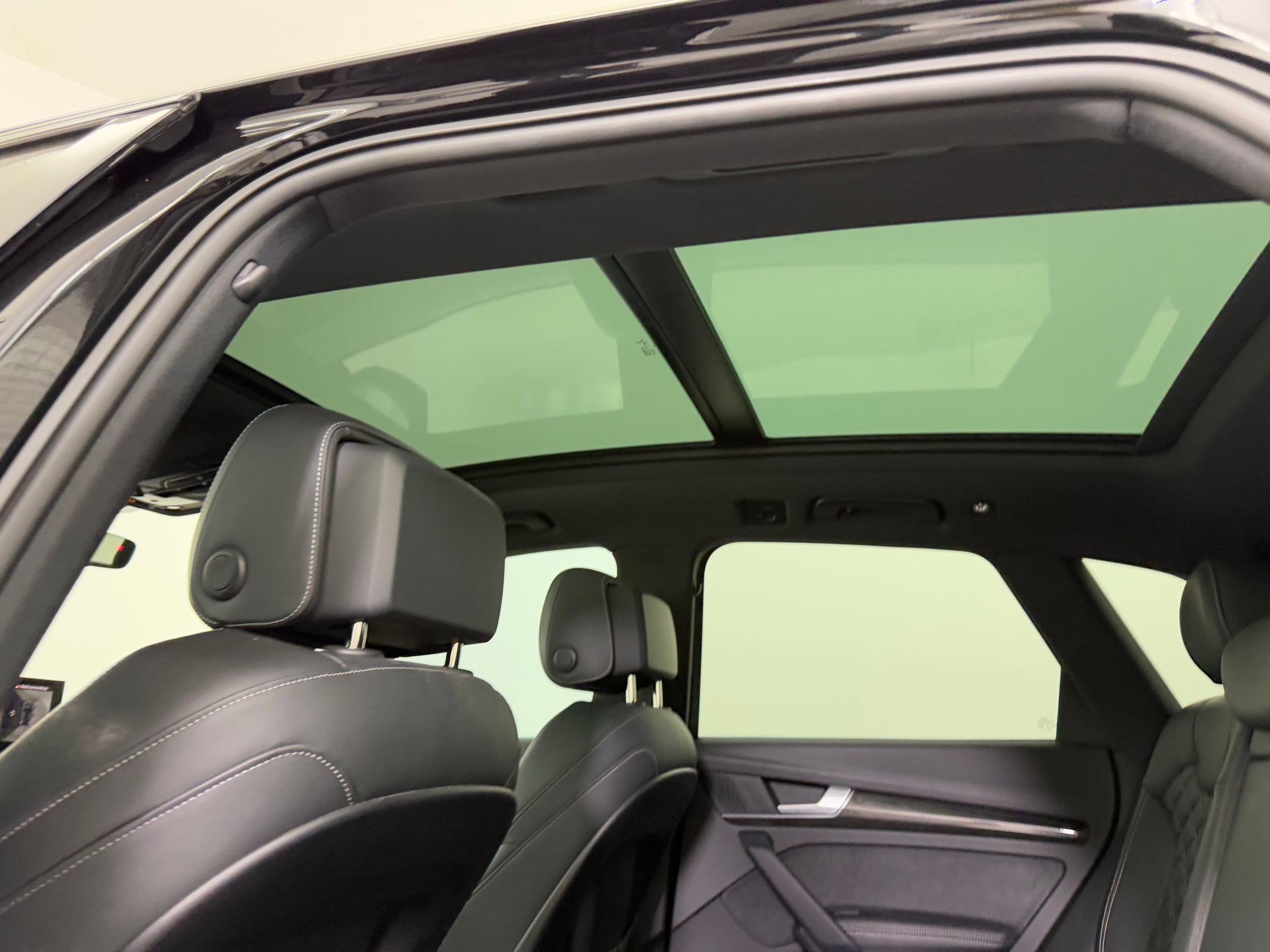 Used 2023 Audi SQ5 Premium Plus image 17