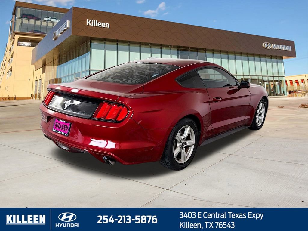 Used 2015 Ford Mustang Coupe image 8