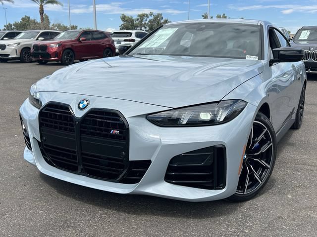 New 2026 BMW M440i w/ Premium Package RWD image 3