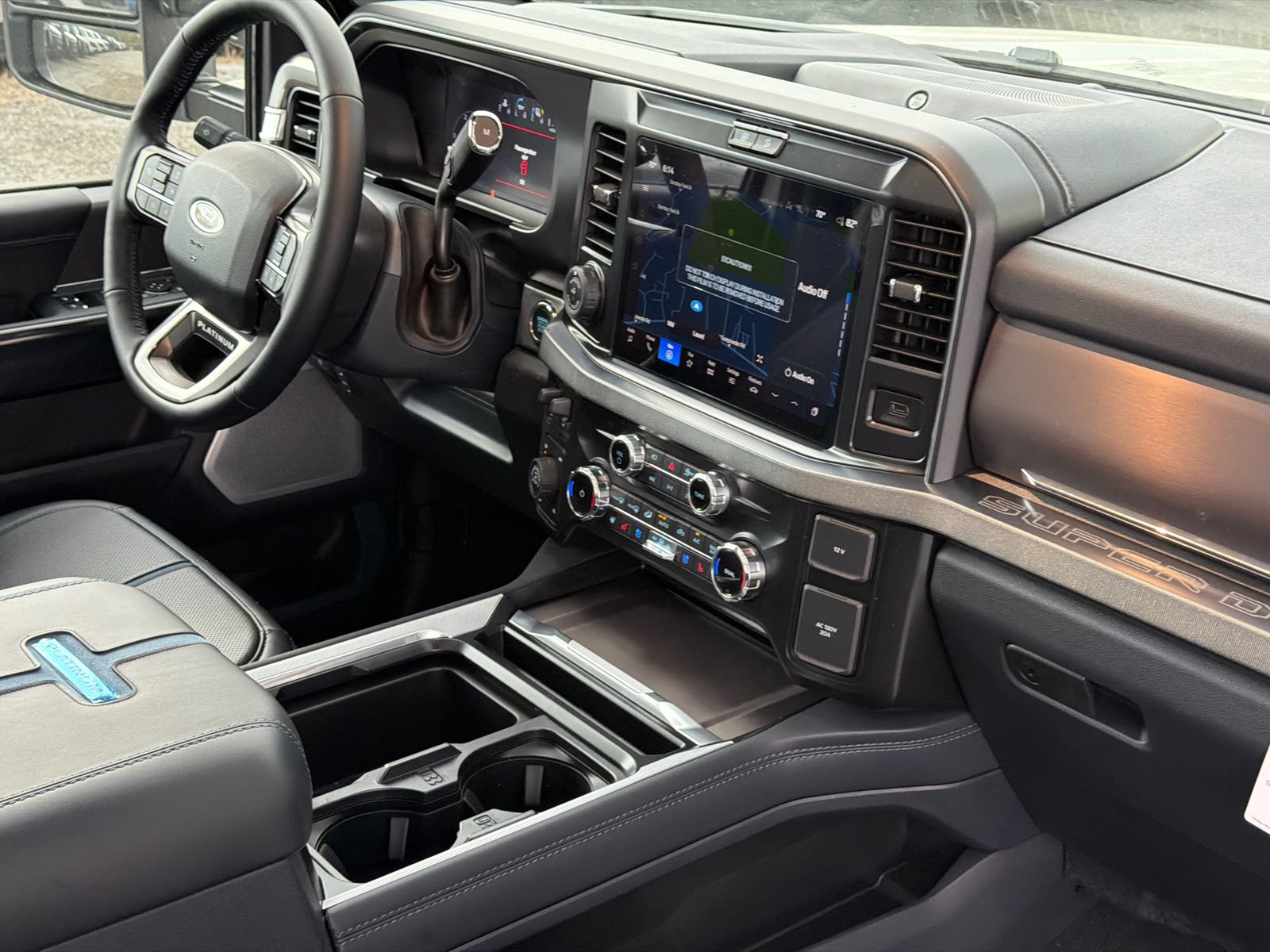 New 2026 Ford F250 Platinum w/ Tremor Off-Road Package AWD/4WD image 10