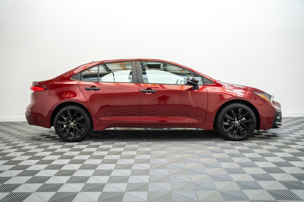 Certified 2022 Toyota Corolla SE FWD image 4