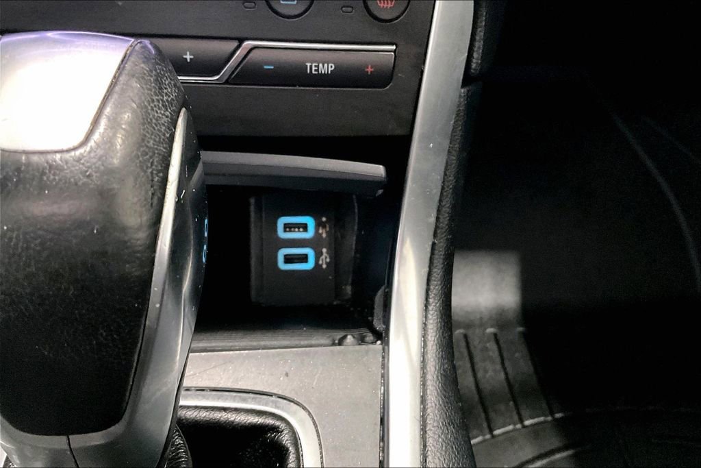 Used 2016 Ford Edge Titanium w/ Equipment Group 301A image 16