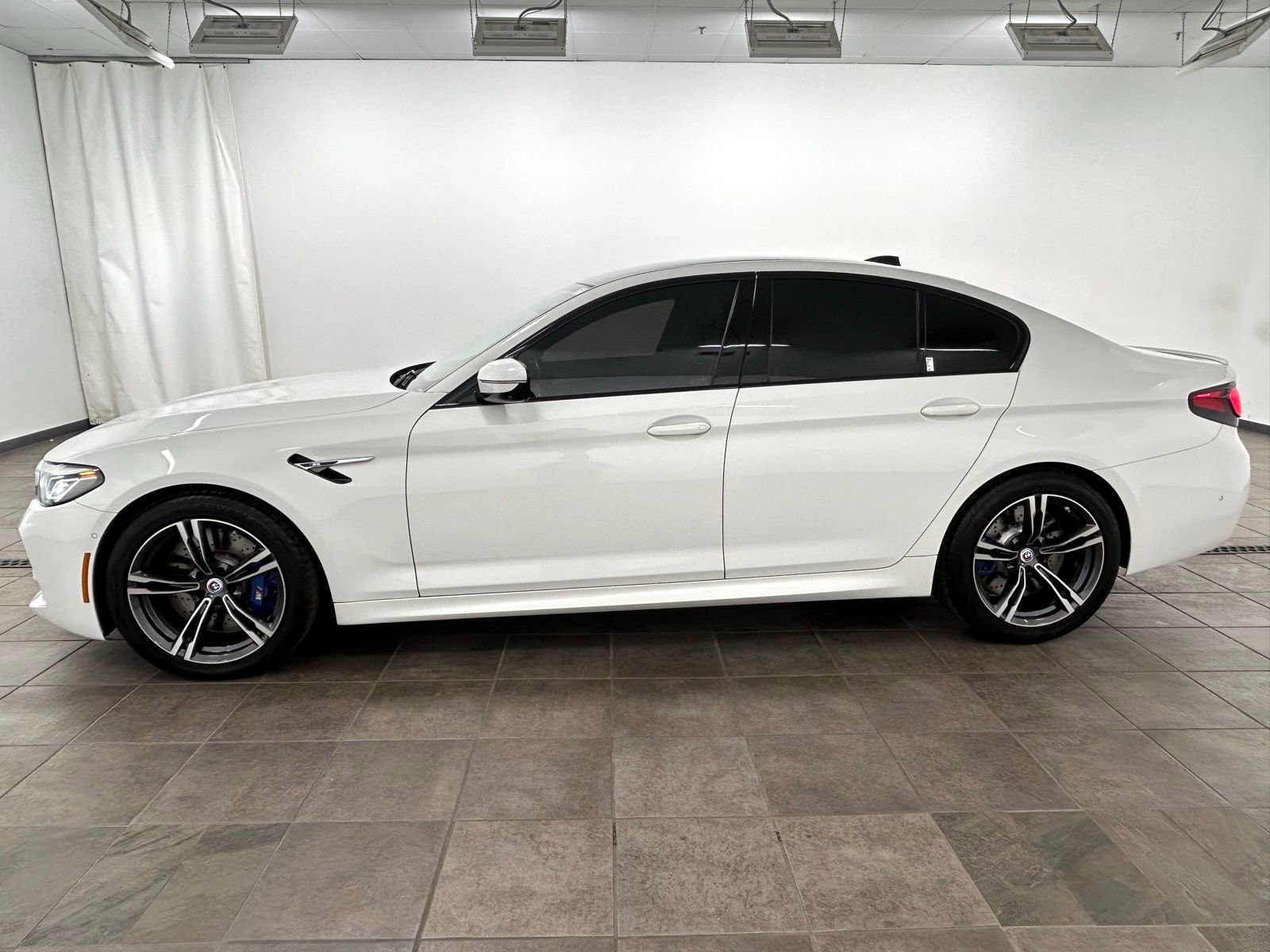 Used 2023 BMW M5 w/ Executive Package AWD/4WD image 3