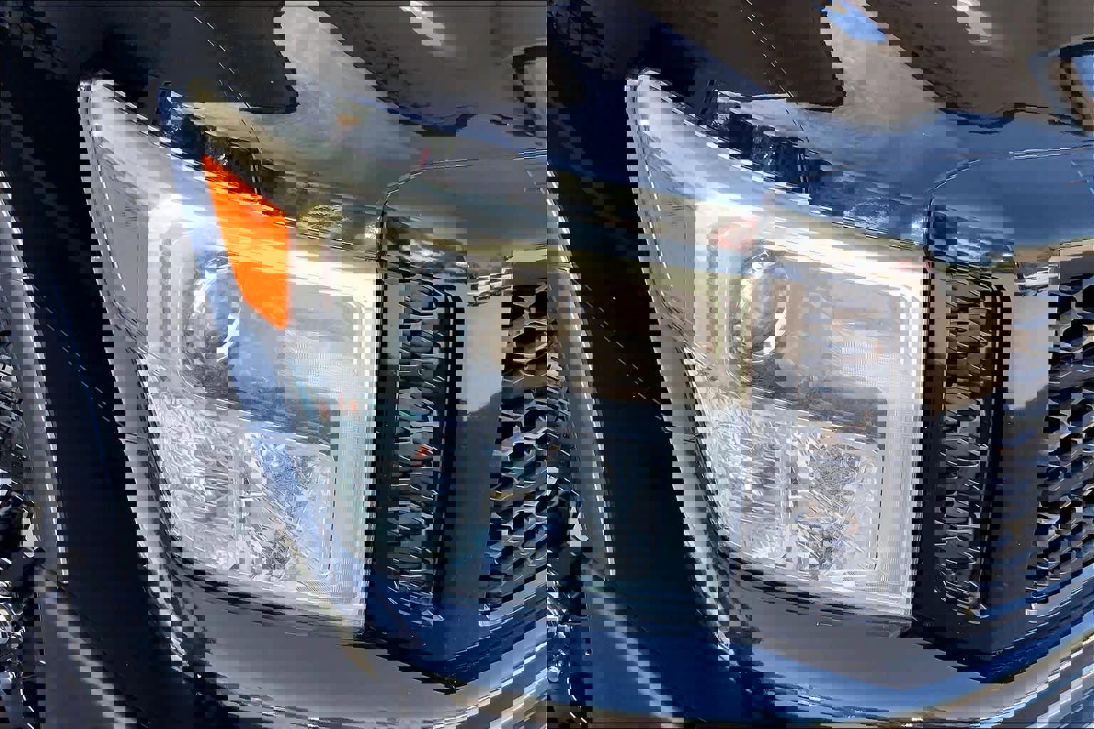 Used 2016 Nissan Titan PRO-4X image 27