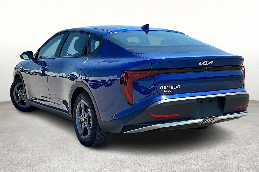 New 2025 Kia K4 LXS image 5