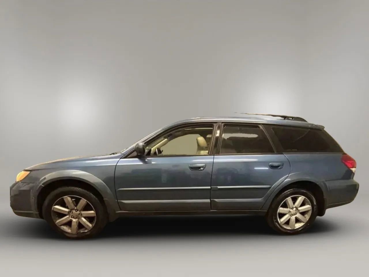 Used 2008 Subaru Outback 2.5i Limited L.L. Bean image 2