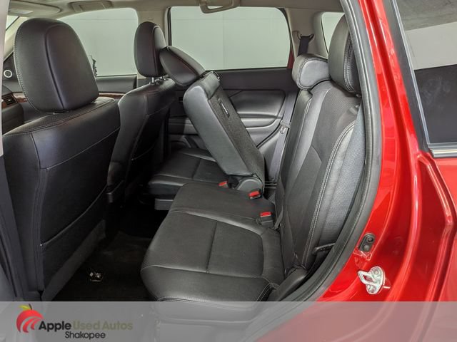 Used 2015 Mitsubishi Outlander GT AWD/4WD image 37