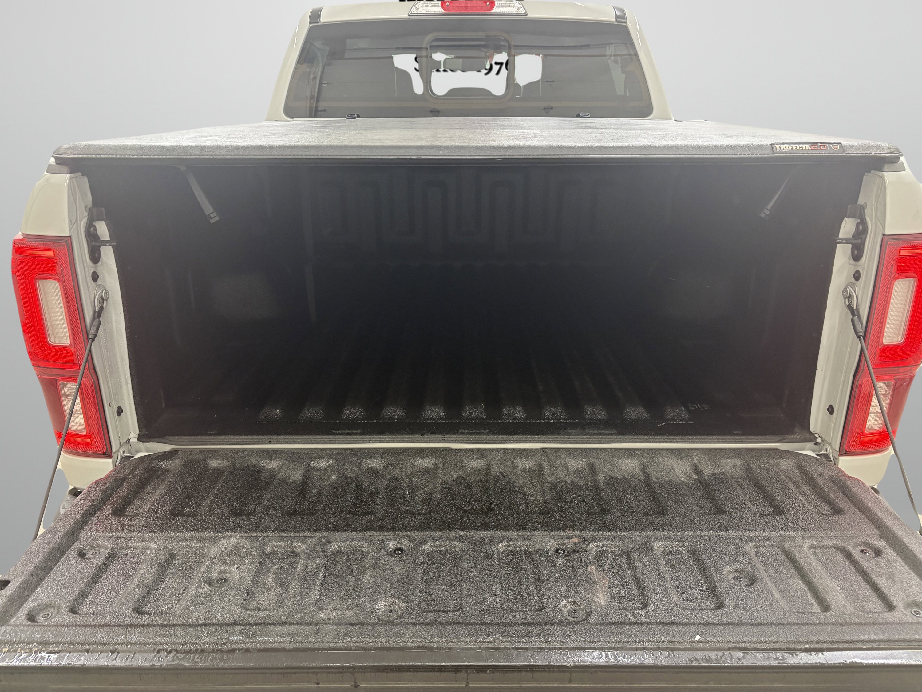 Used 2022 Ford Ranger Lariat w/ Equipment Group 501A High image 9