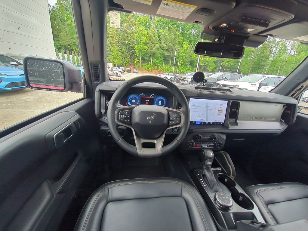 Used 2025 Ford Bronco Badlands AWD/4WD image 30