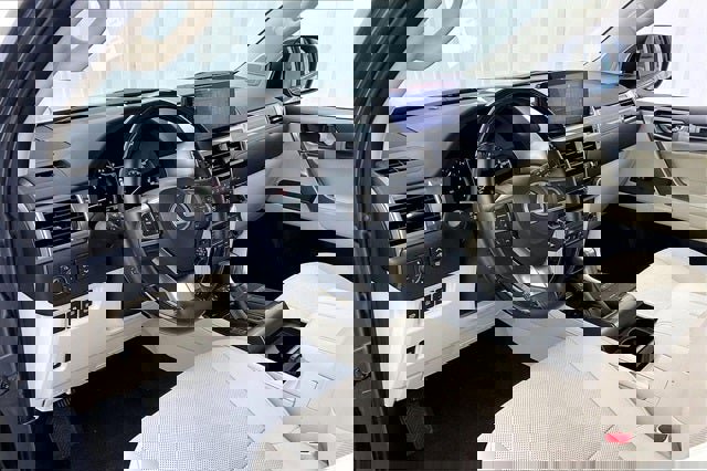 Used 2023 Lexus GX 460 Premium image 17