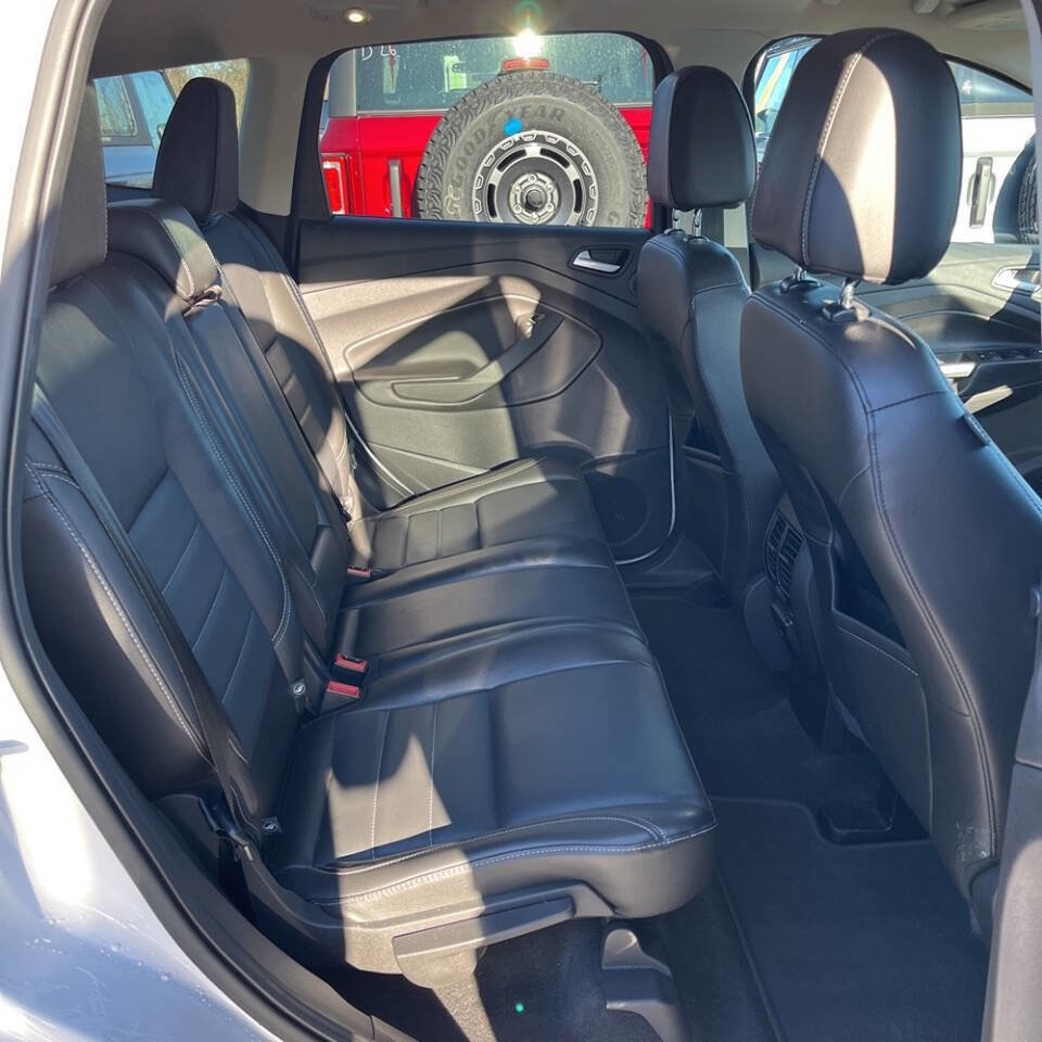 Used 2016 Ford Escape Titanium image 8