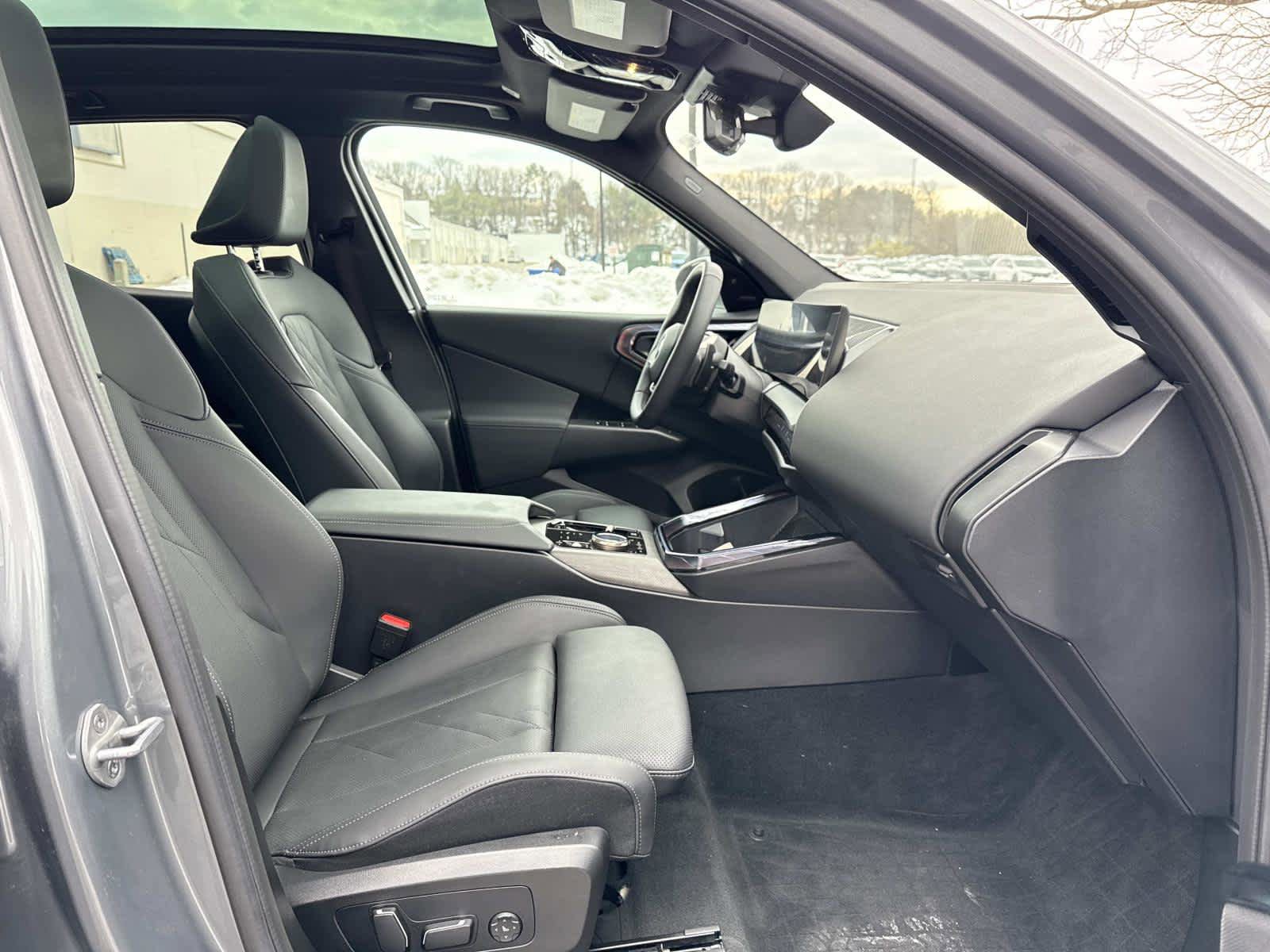 Certified 2025 BMW X3 xDrive30i w/ Premium Package image 16