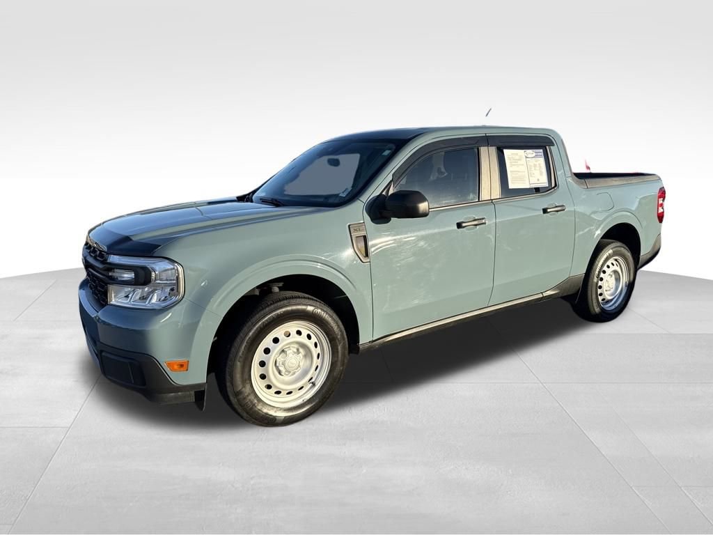 Used 2022 Ford Maverick XL image 1