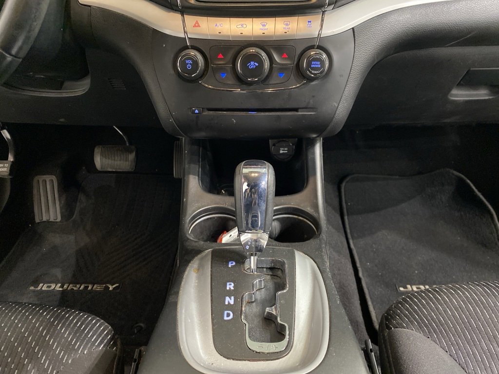 Used 2017 Dodge Journey SE w/ Flexible Seating Group image 15