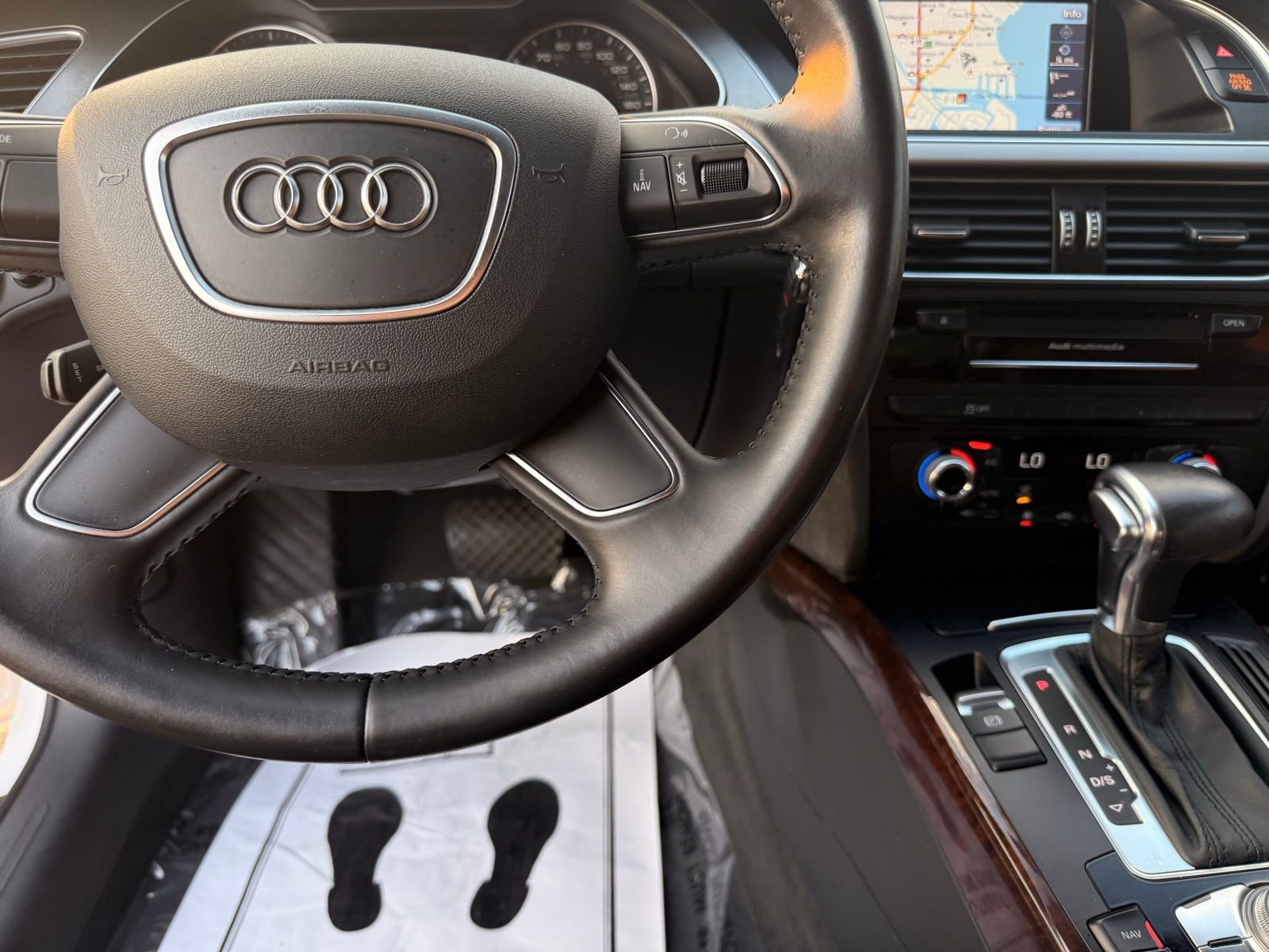 Used 2015 Audi A4 2.0T Premium w/ Audi MMI Navigation FWD image 18