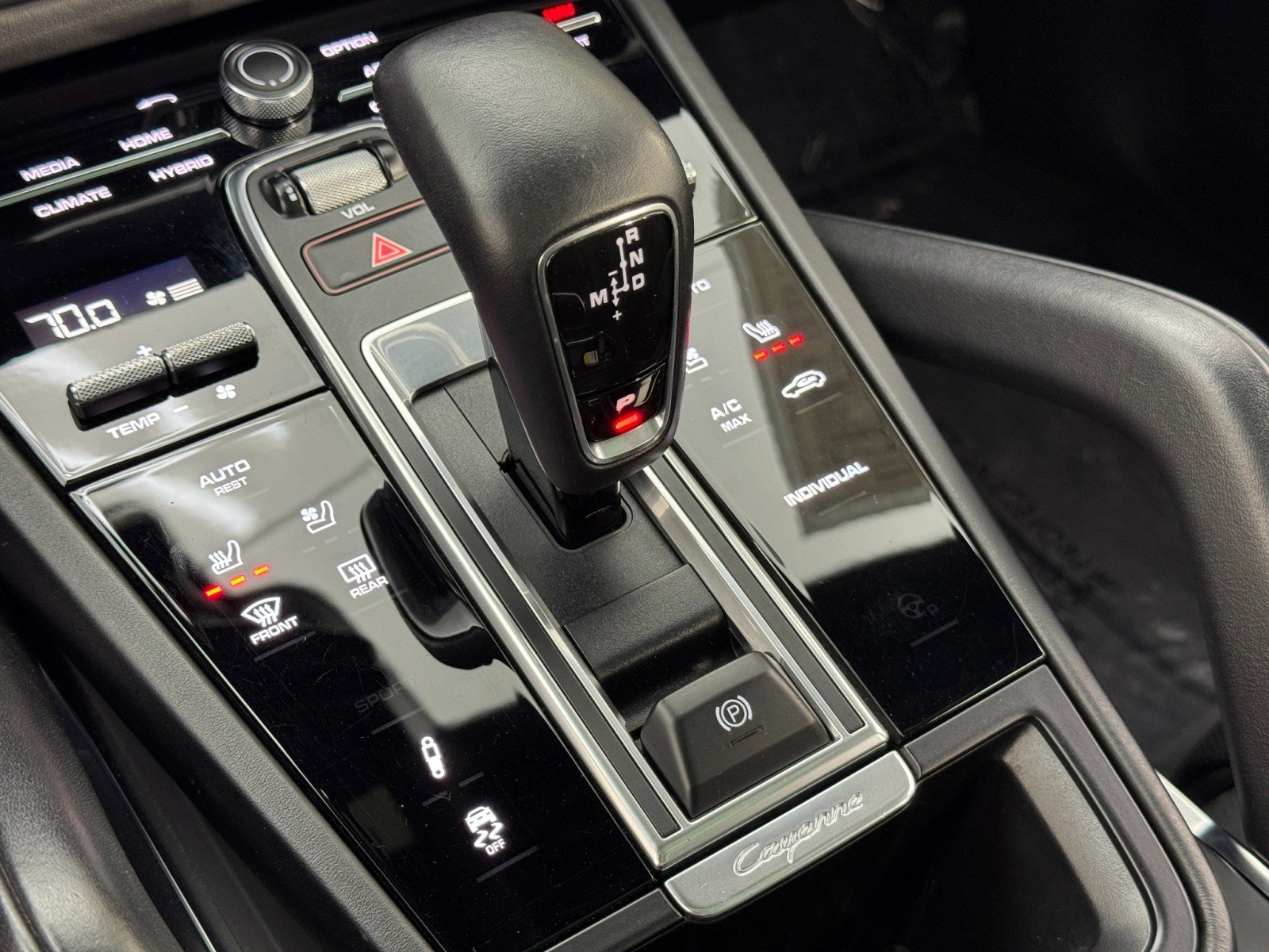 Used 2021 Porsche Cayenne Turbo S AWD/4WD image 33